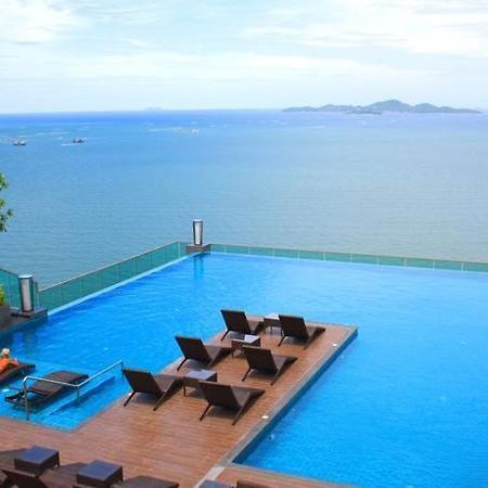 Stunning Sea View Condo On The Beach - Monthly Stay Pattaja Kültér fotó