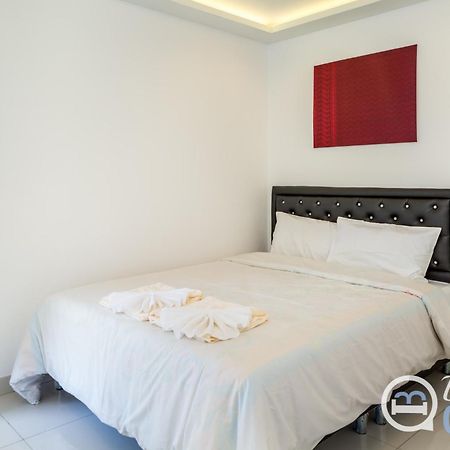 Stunning Sea View Condo On The Beach - Monthly Stay Pattaja Kültér fotó