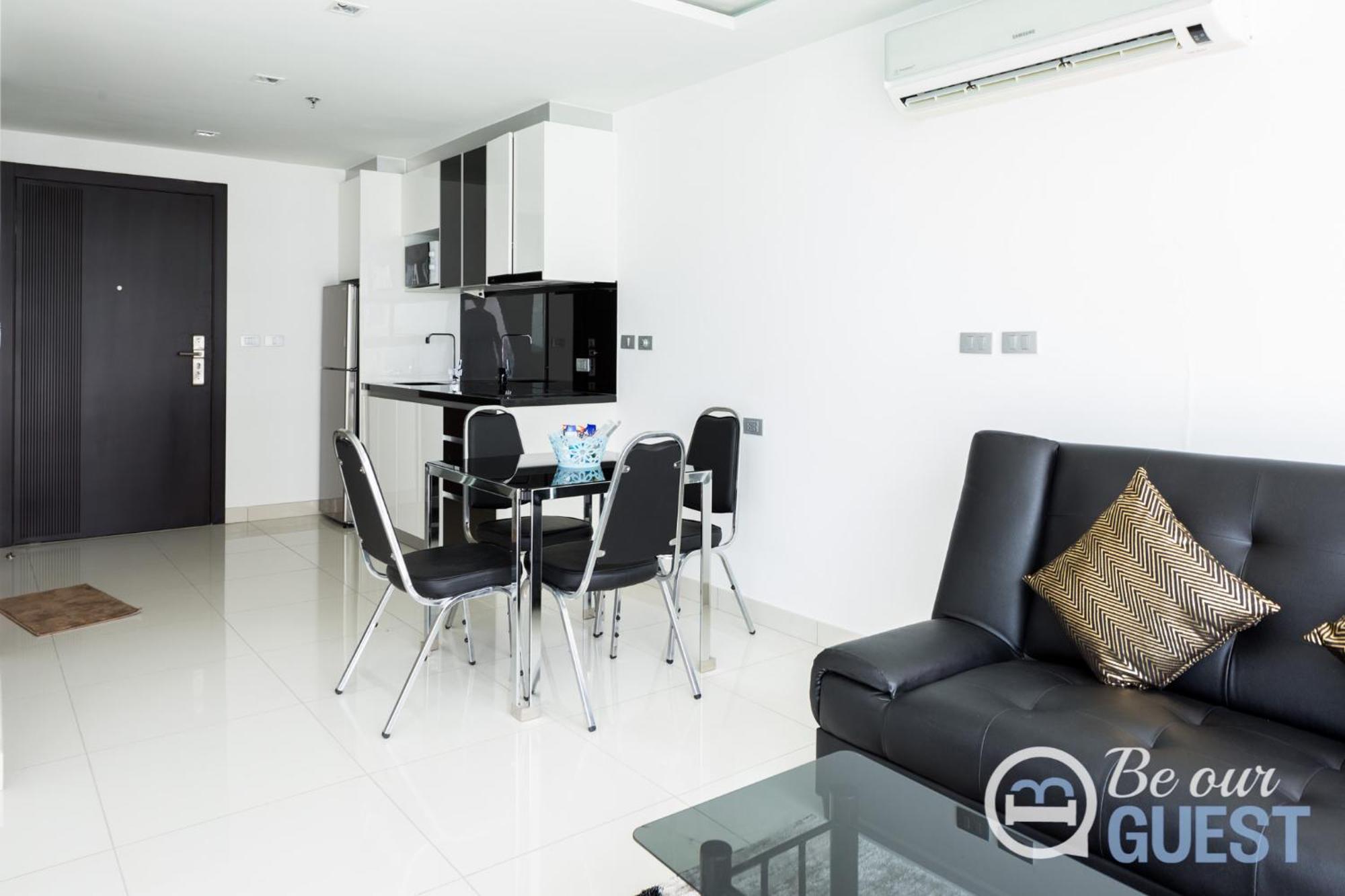 Stunning Sea View Condo On The Beach - Monthly Stay Pattaja Kültér fotó